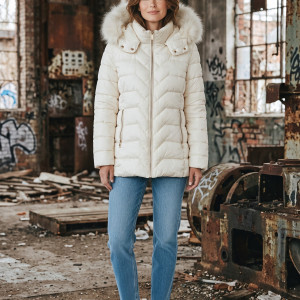 prehodna jakna fly roza